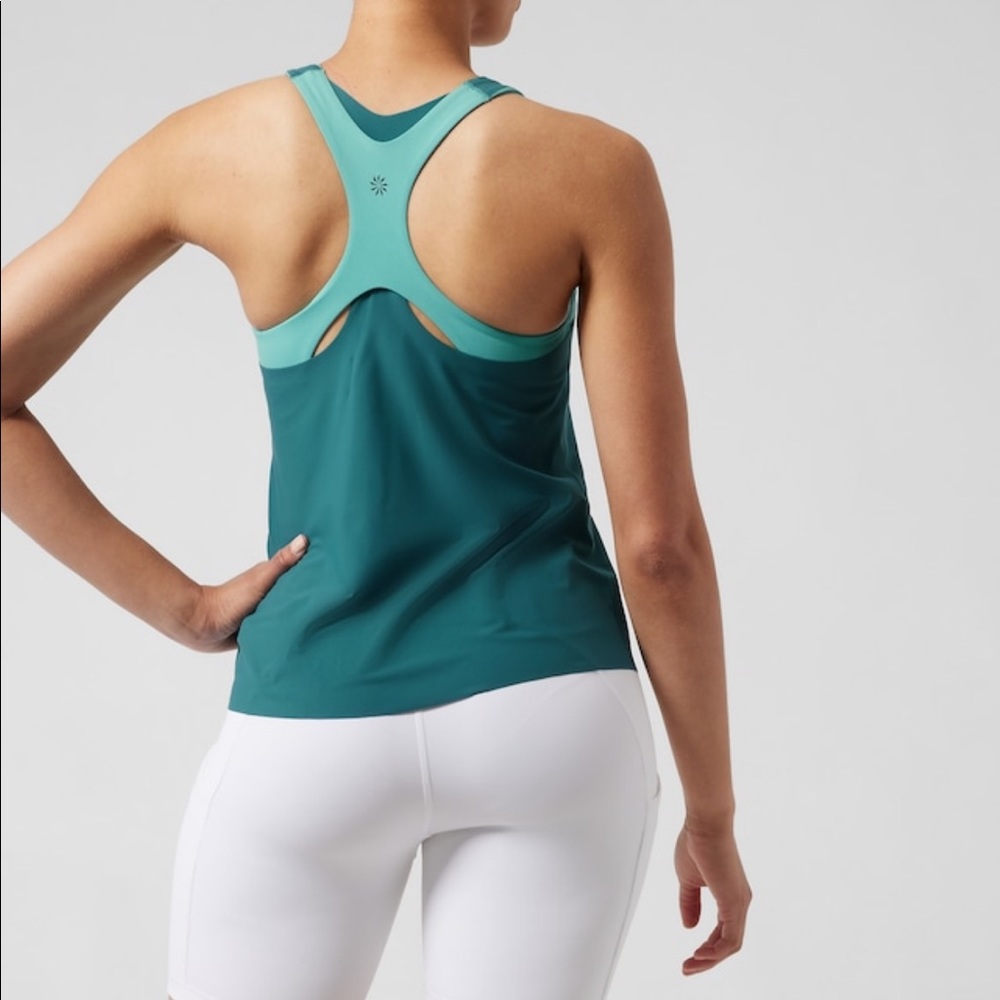 Athleta teal and sea foam workout tank with built in bra, size S